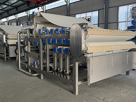 博宇環(huán)保-帶式果汁壓榨機 博宇環(huán)保-帶式果汁壓榨機